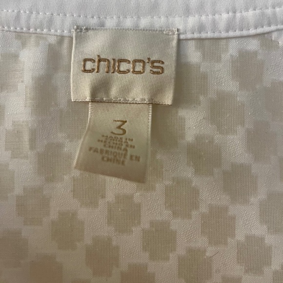 WOMEN'S TUNIC TOP FROM CHICO'S - Picture 2 of 2